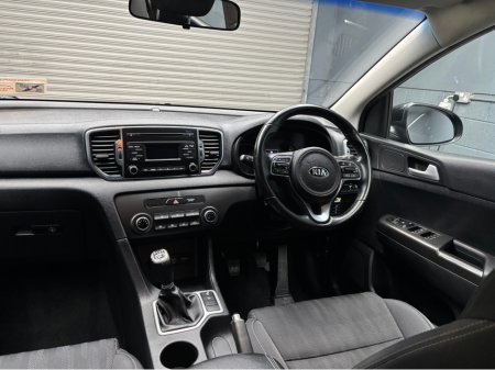 2017 Kia Sportage - thumbnail 5