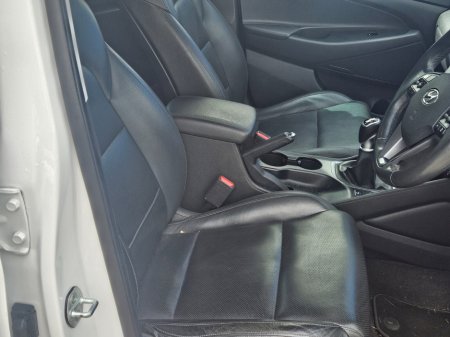 2016 Hyundai Tucson 1.7 D Executive €11,750 thumbnail