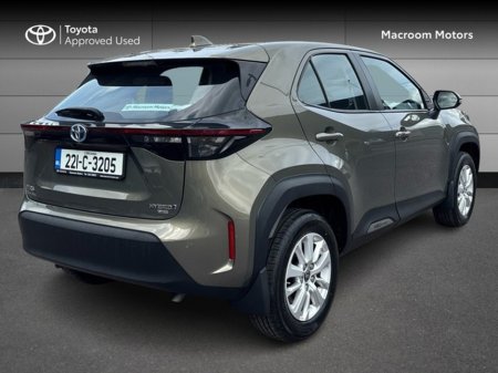 2022 Toyota Yaris Cross - photo 2