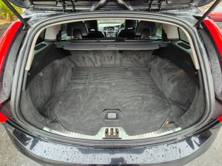 2015 Volvo V60 1.6 PETROL AUTO / LUX SPEC / LOW MILEAGE / TAX €400 (152 REG ) €12,950 thumbnail