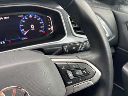 2024 Volkswagen T-Roc - thumbnail 13