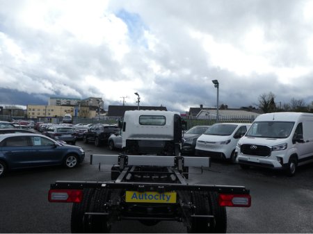 2026 Isuzu NPR - thumbnail 4