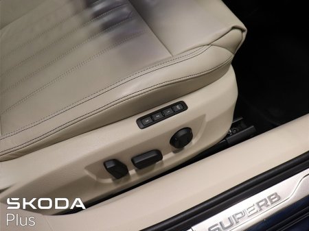 2023 Skoda Superb - thumbnail 24