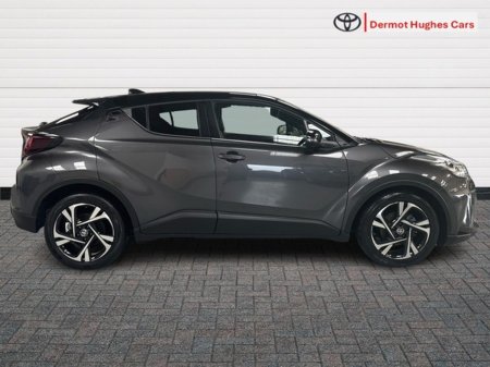 2023 Toyota C-HR - view 3