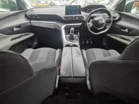 2017 Peugeot 3008 - photo 6