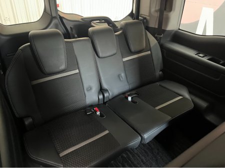 2017 Honda Stepwagon - thumbnail 14