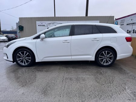 2015 Toyota Avensis 2.0 D-4D ICON ESTATE 5DR OVERMOUNT 126BHP €10,800