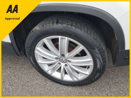 2015 Volkswagen Tiguan - thumbnail 12