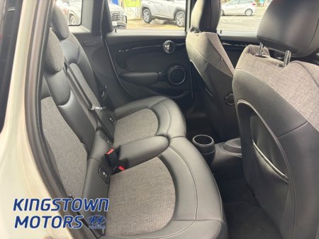 2015 MINI Cooper - thumbnail 16