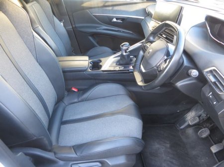 2021 Peugeot 3008 - thumbnail 12