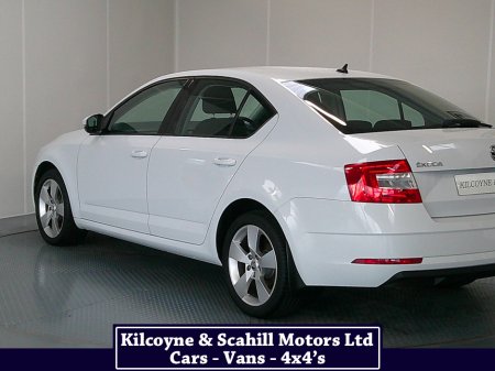 2019 Skoda Octavia - thumbnail 11