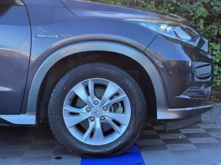 2016 Honda Vezel 1.5 HYBRID // ADAPTIVE CRUISE CONTROL // 16" ALLOYS // REVERSE CAMERA €14,750 thumbnail