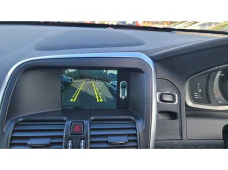 2016 Volvo XC60 - thumbnail 18