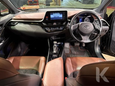 2019 Toyota C-HR G BRUNO MODE PACKAGE - HYBRID - PUSH BUTTON START - BLACK & BROWN HALF LEATHER - FRONT BODYKIT - REVERSE CAMERA - LEATHER STERRING WHEEL €21,950 thumbnail