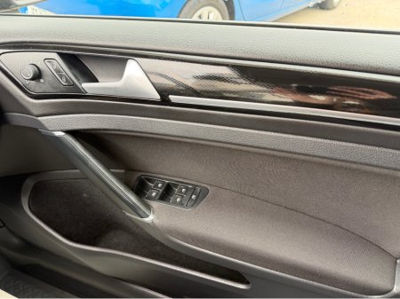 2016 Volkswagen Golf - thumbnail 15