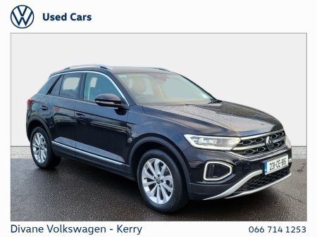 2023 Volkswagen T-Roc - thumbnail 1