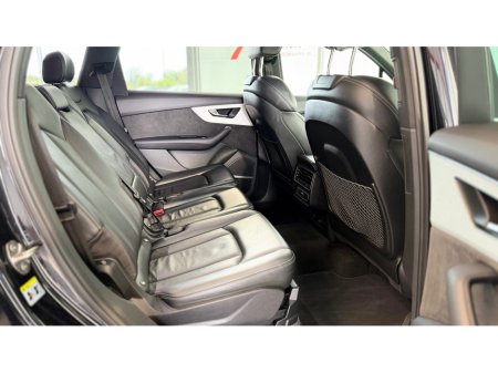 2021 Audi Q7 - thumbnail 8