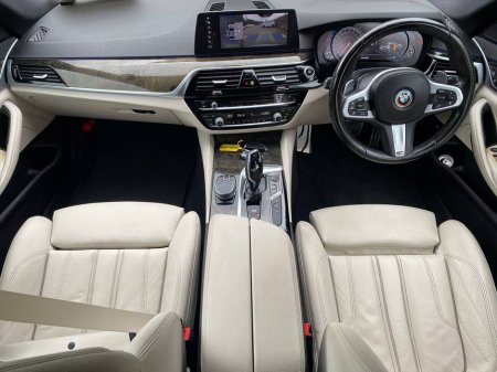2018 BMW 5 Series - thumbnail 10