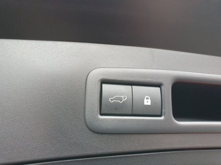 2019 Lexus UX 250 H - thumbnail 22