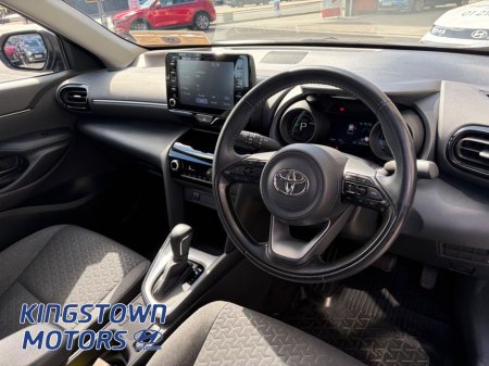 2023 Toyota Yaris - photo 6