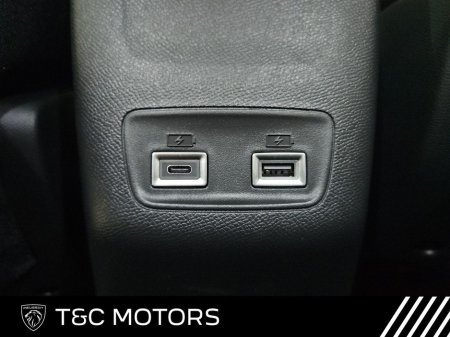 2024 Peugeot 2008 - thumbnail 17