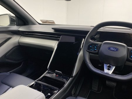 2026 Ford Capri - thumbnail 12