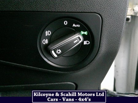 2020 Volkswagen Tiguan R-LINE 2.0 TDI MANUAL 6SPEED FWD 150HP 5DR thumbnail