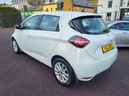 2022 Renault Zoe Iconic Rapid Charge 50Kwh R135, Long Range, Full Renault History €14,950 thumbnail