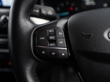 2021 Ford Focus - thumbnail 26