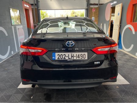 2020 Toyota Camry - photo 3