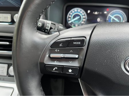 2023 Hyundai Kona KAUAI PREMIUM 64KWH EV //FULL LEATHER//HEATED SEATS AND STEERING WHEEL//REVERSE CAMERA//SAT NAV//KRELL SOUND SYSTEM// €23,950 thumbnail