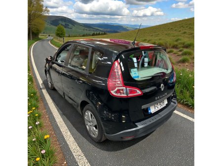 2011 Renault Scenic 1.5 DCI 95 ECO2 DYNAMIQUE €2,888 thumbnail