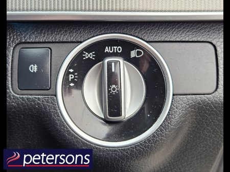 2016 Mercedes-Benz E Class - thumbnail 32