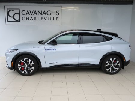 2023 Ford Mustang Mach-E 91kWh (98kWh) Extended Range AWD €45,995