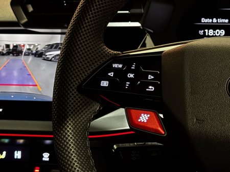 2025 Audi A3 RS 3 TFSI QUATTRO CARBON BLACK thumbnail