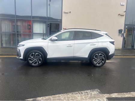 2024 Hyundai Tucson 4 WHEEL DRIVE EXECUTIVE PLUS PHEV 5DR €37,995 thumbnail