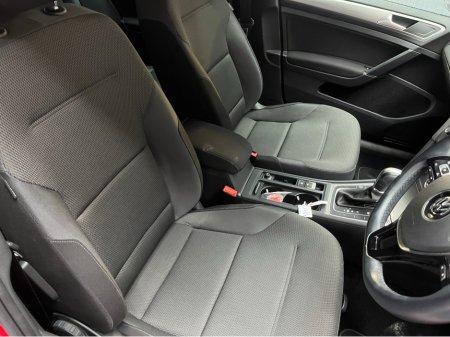 2017 Volkswagen Golf €16950 2017 VOLKSWAGEN GOLF TSI CONFORT LINE CONNECT 1.2 AUTOMATIC / CRUISE CONTROL / REVERSE CAMERA / PADDLE SHIFTERS AND MORE €16,950 thumbnail