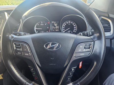 2017 Hyundai Santa Fe - thumbnail 17