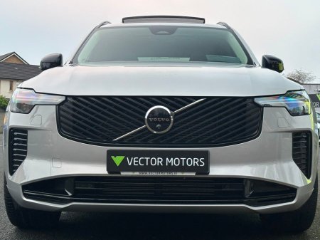 2025 Volvo XC90 T8 PLUS OPEN PAN ROOF €79,995 thumbnail