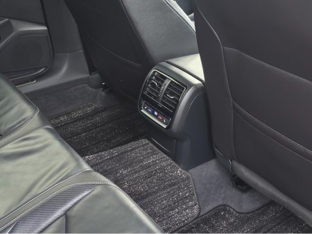 2018 Volkswagen Arteon 2.0 TSI R LINE EDITION 4 MOTION 280BHP - VIRTUAL DASH- FULL LEATHER HEATED ELECTRIC SEATS - SAT NAV - CARPLAY ANDROIDAUTO - BLIND SPORT - 360 PARKING SENSORS  - SELF PARKING ASSIST - 360 CAMER €27,950 thumbnail