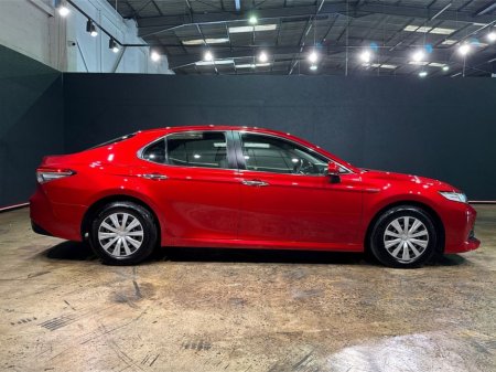 2018 Toyota Camry - photo 2