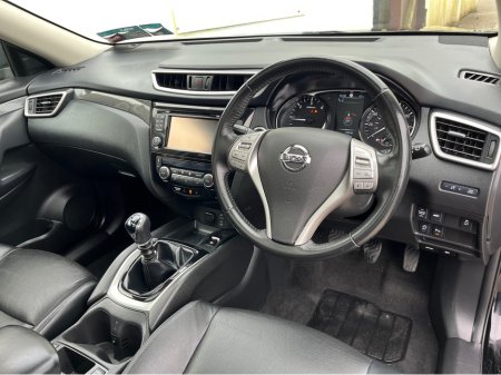 2017 Nissan X-Trail - thumbnail 14