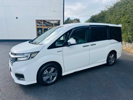 2019 Honda Stepwagon - thumbnail 7