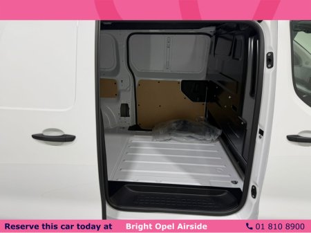 2026 Opel Vivaro 1.5 Diesel Komfort €34,950 thumbnail