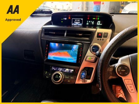 2016 Toyota Prius - thumbnail 25