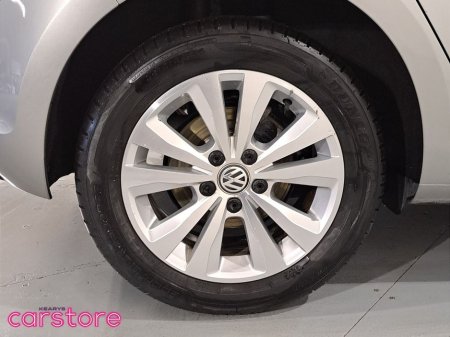 2017 Volkswagen Golf - thumbnail 14