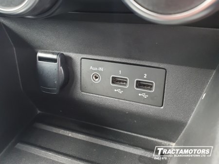 2023 Renault Clio - thumbnail 25