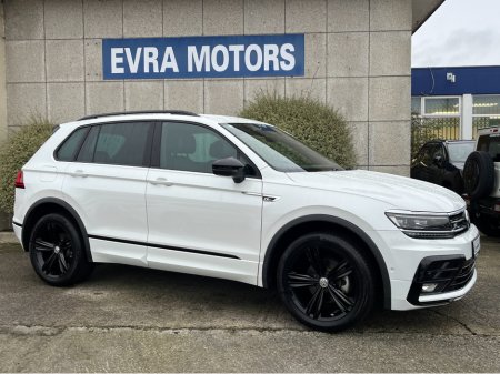2020 Volkswagen Tiguan R-LINE 4MOTION AUTOMATIC 2.0 DIESEL //LOW MILES//HIGH SPEC//360 PARKING CAMERAS//HALF LEATHER HEATED FRONT AND REAR SEATS//KEYLESS ENTRY// €34,950 thumbnail