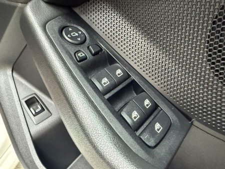 2020 BMW 1 Series - thumbnail 12