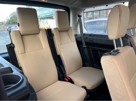 2006 Land Rover Discovery - view 3